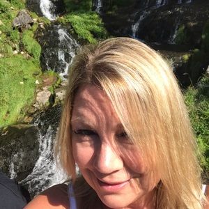 Meet your Posher, Karin